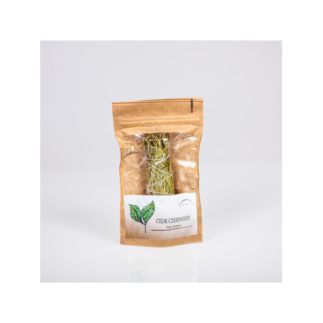 Cedru roșu într-o grămadă - pachet mediu